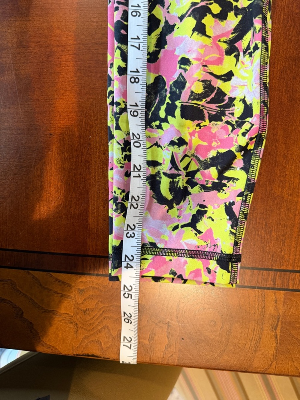 Lululemon Leggings Pink, Yellow & Black Size 4 - Picture 6 of 6